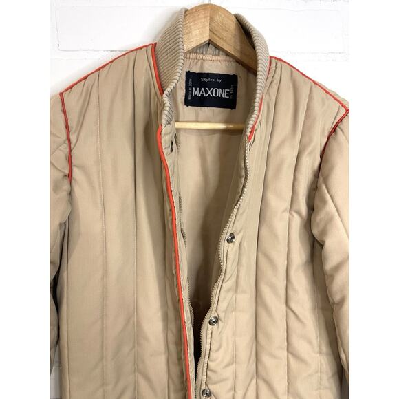MAXONE Vintage Tan Quilted Spring Jacket Size Med- Large } Deep Pockets - Picture 5 of 10